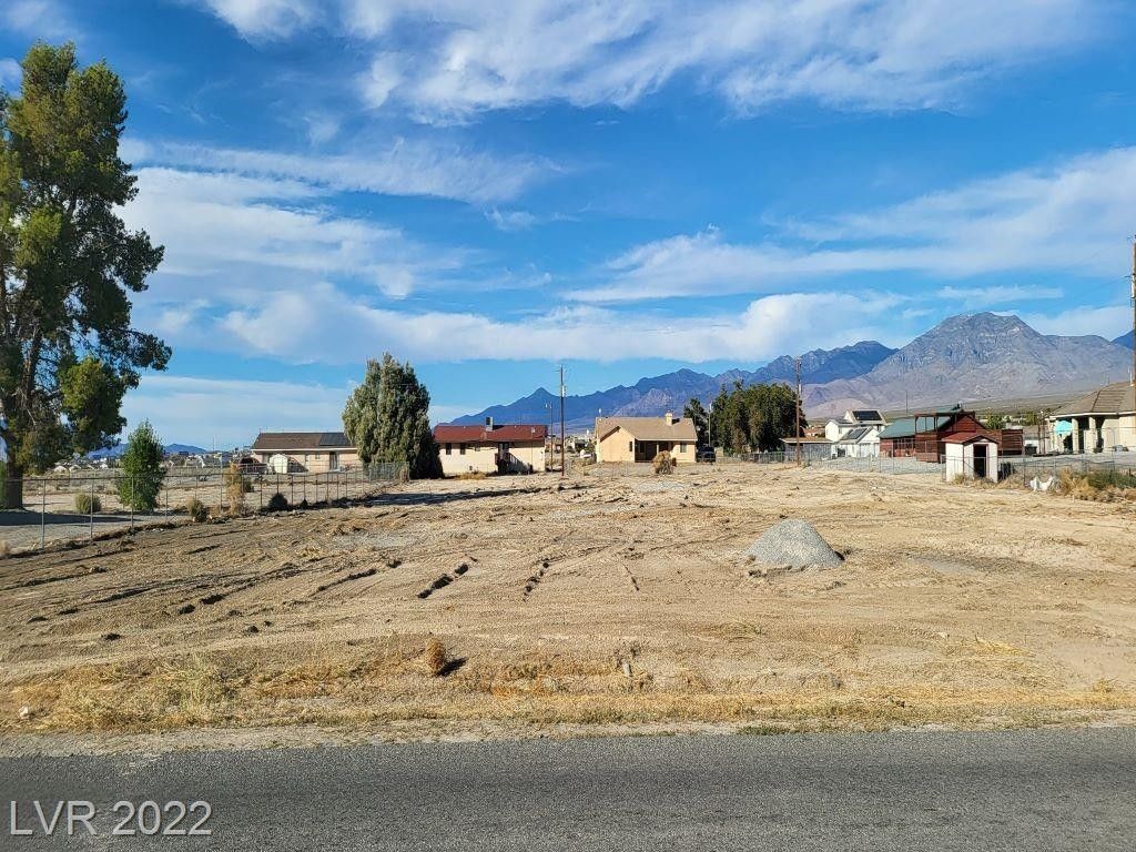 1.1 acres in Nye County, Nevada