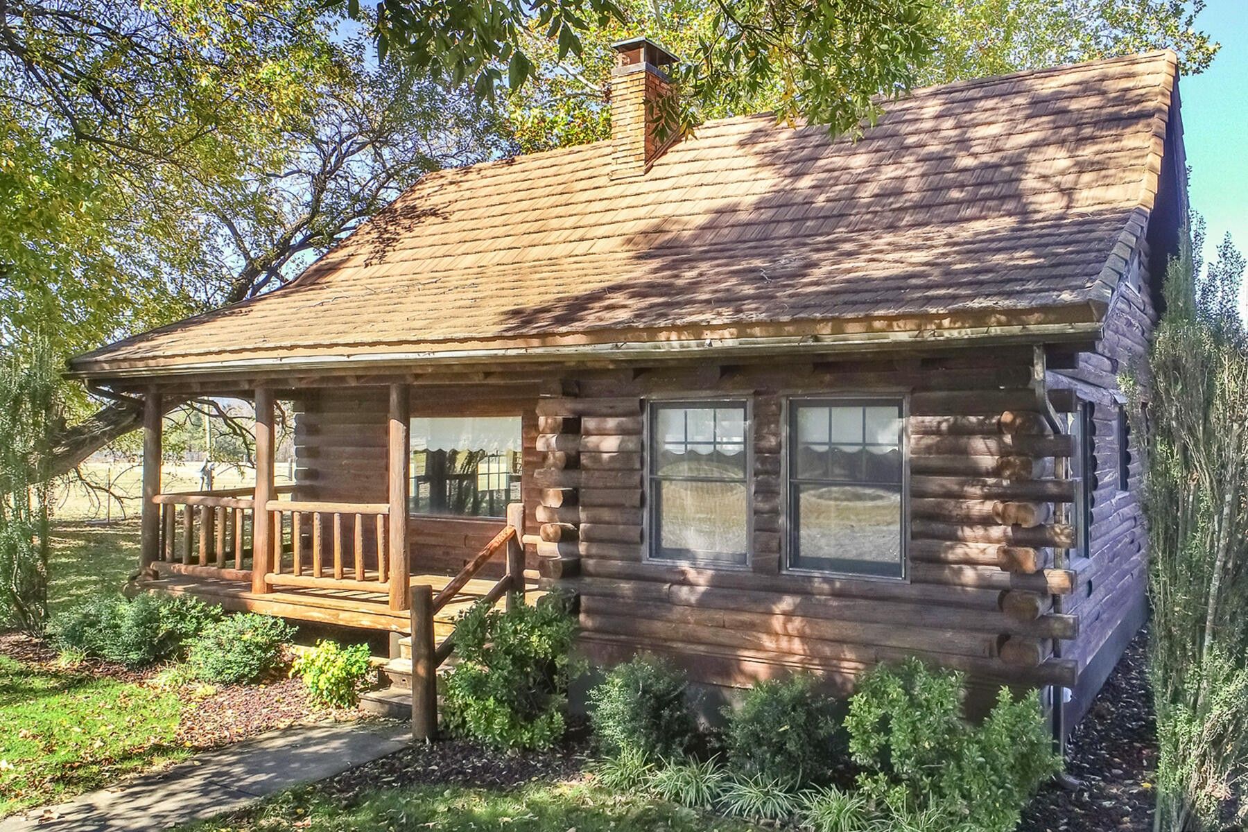 5.9 acres in Yell County, Arkansas