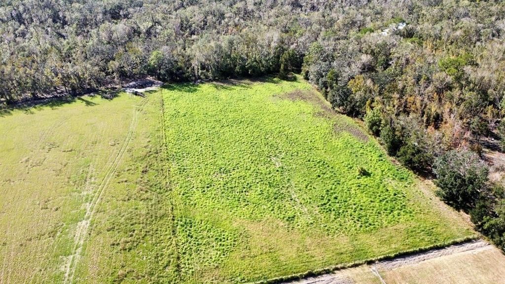 5 acres in Manatee County, Florida