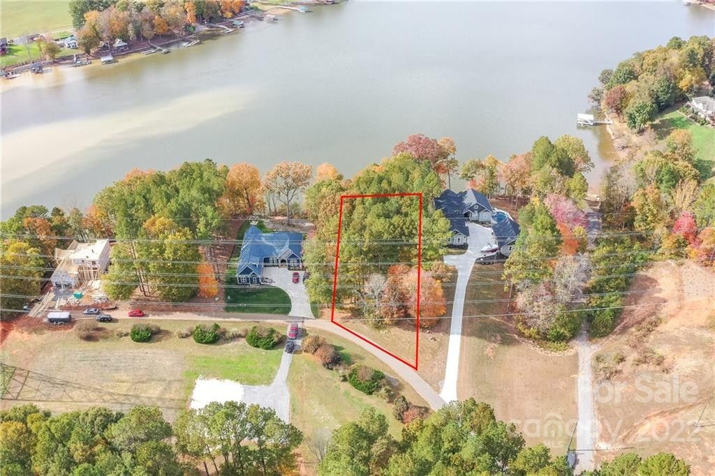 1.83 acres in Iredell County, North Carolina