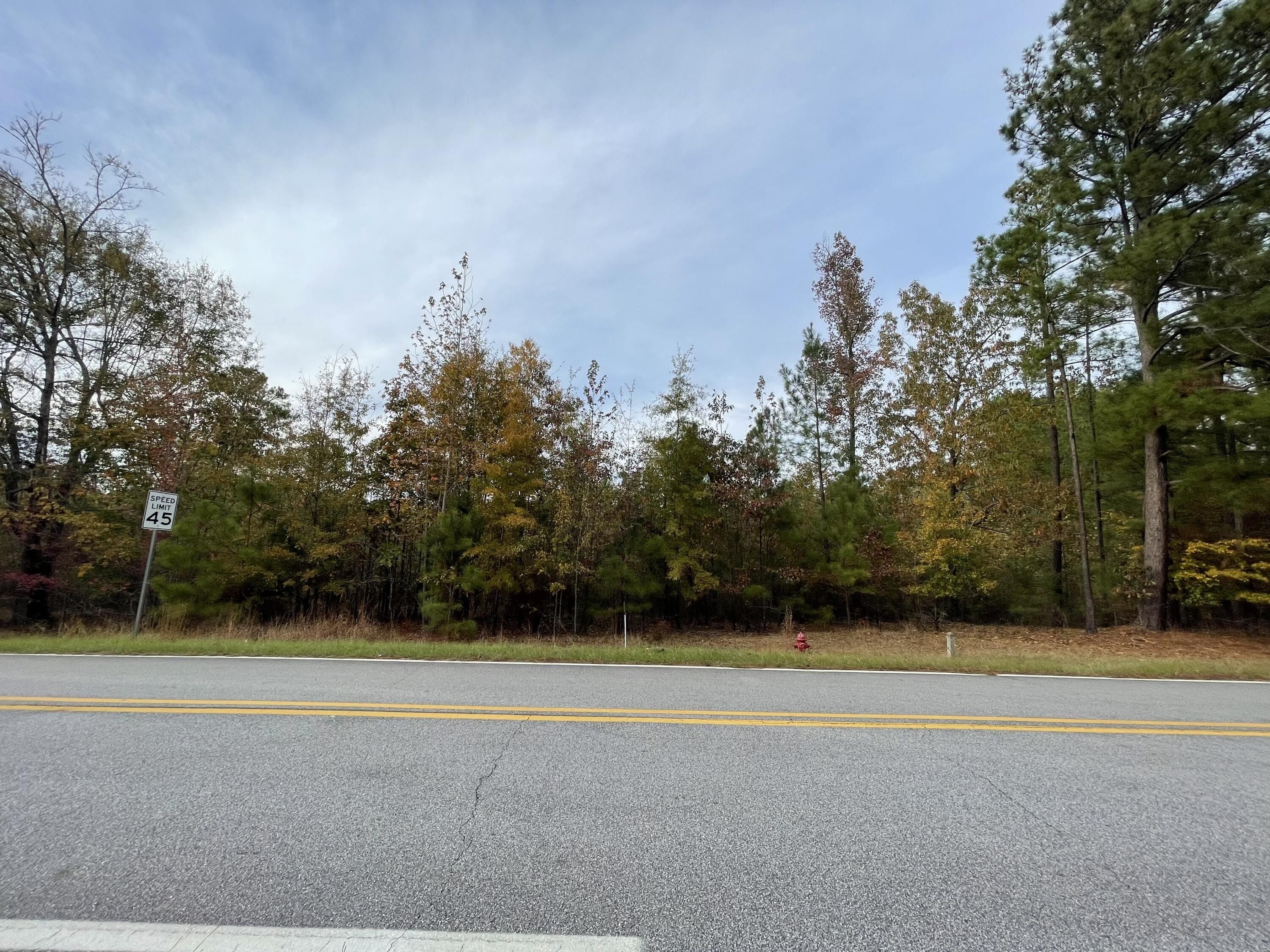 2.3 acres in Lincoln County,