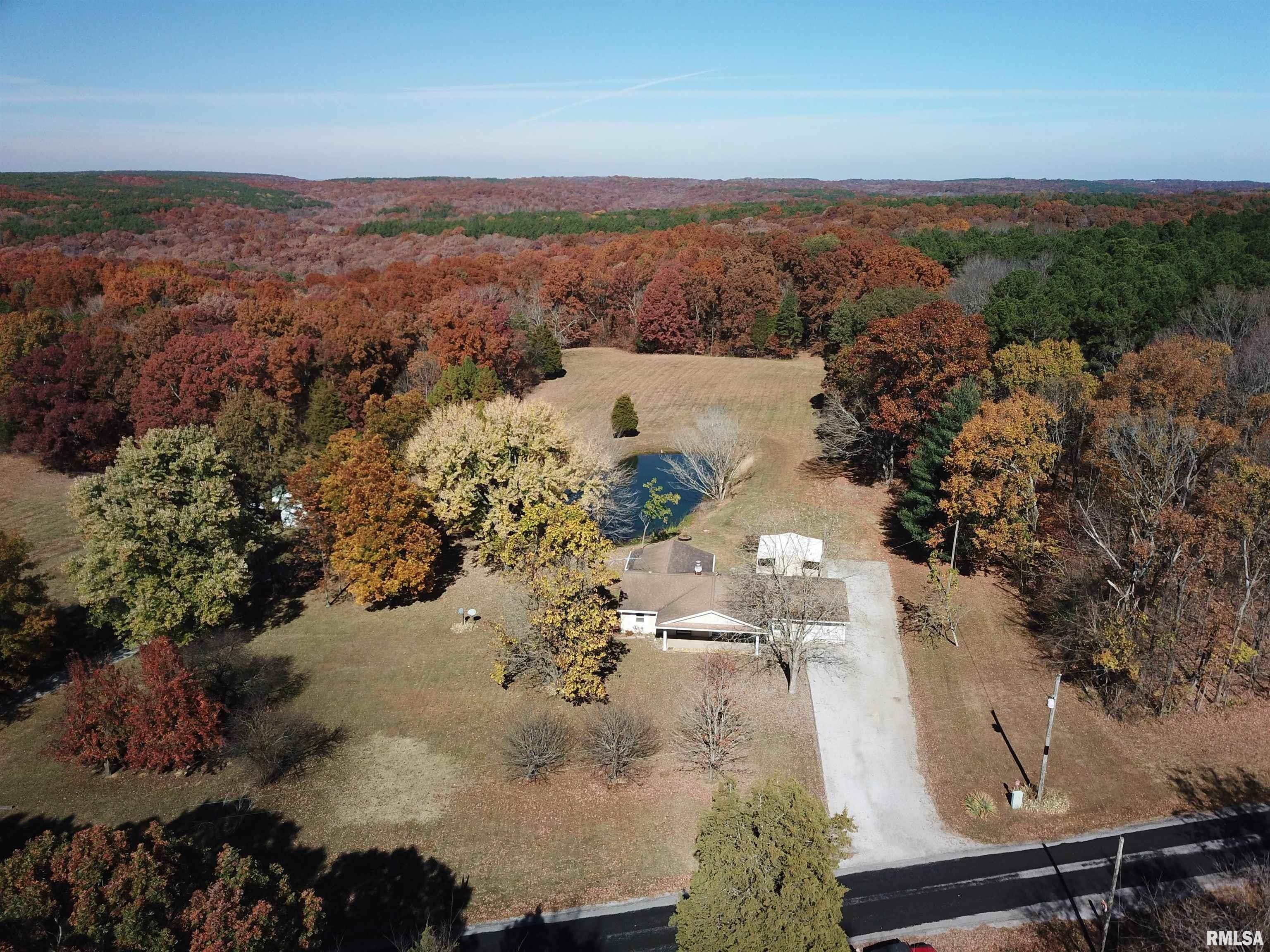 20 acres in Pope County, Illinois