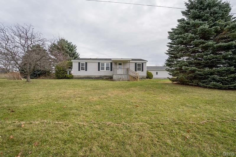 1.45 acres in Jefferson County, New York