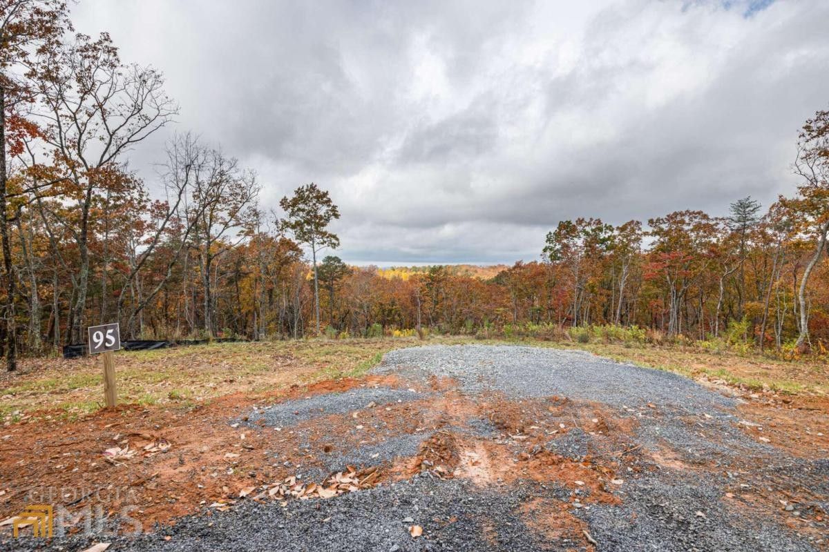 2.27 acres in Gilmer County,