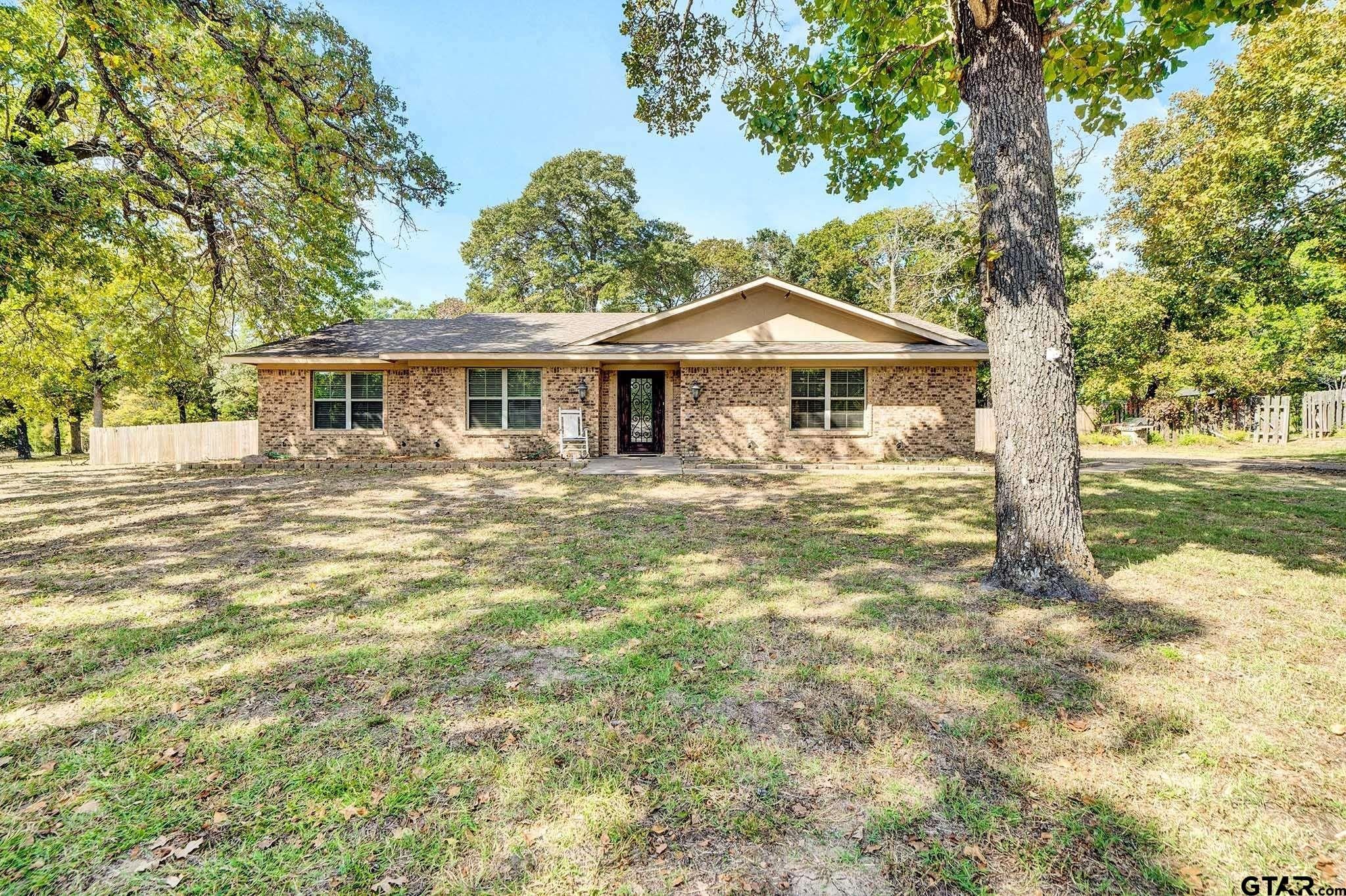 1.03 acres in Henderson County, Texas