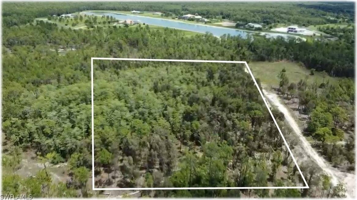 9.6 acres in Lee County, Florida