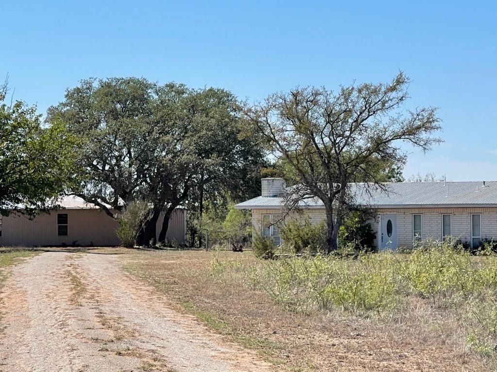 17 acres in Brown County, Texas