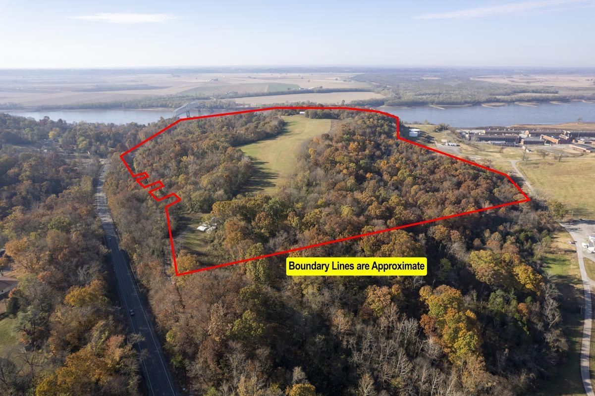 96 acres in Randolph County, Illinois