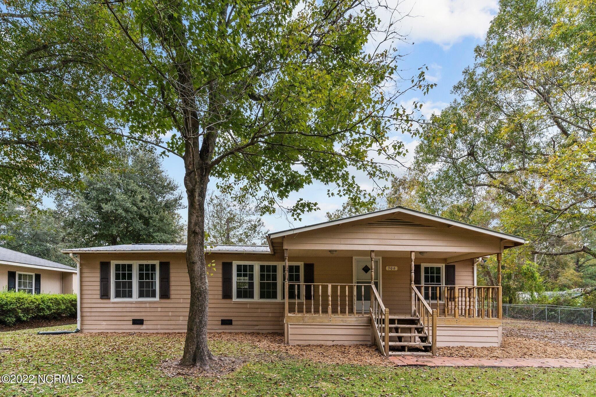 0.7 acres in Onslow County, North Carolina