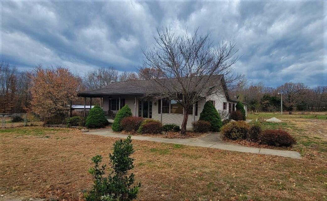 10 acres in Polk County, Missouri