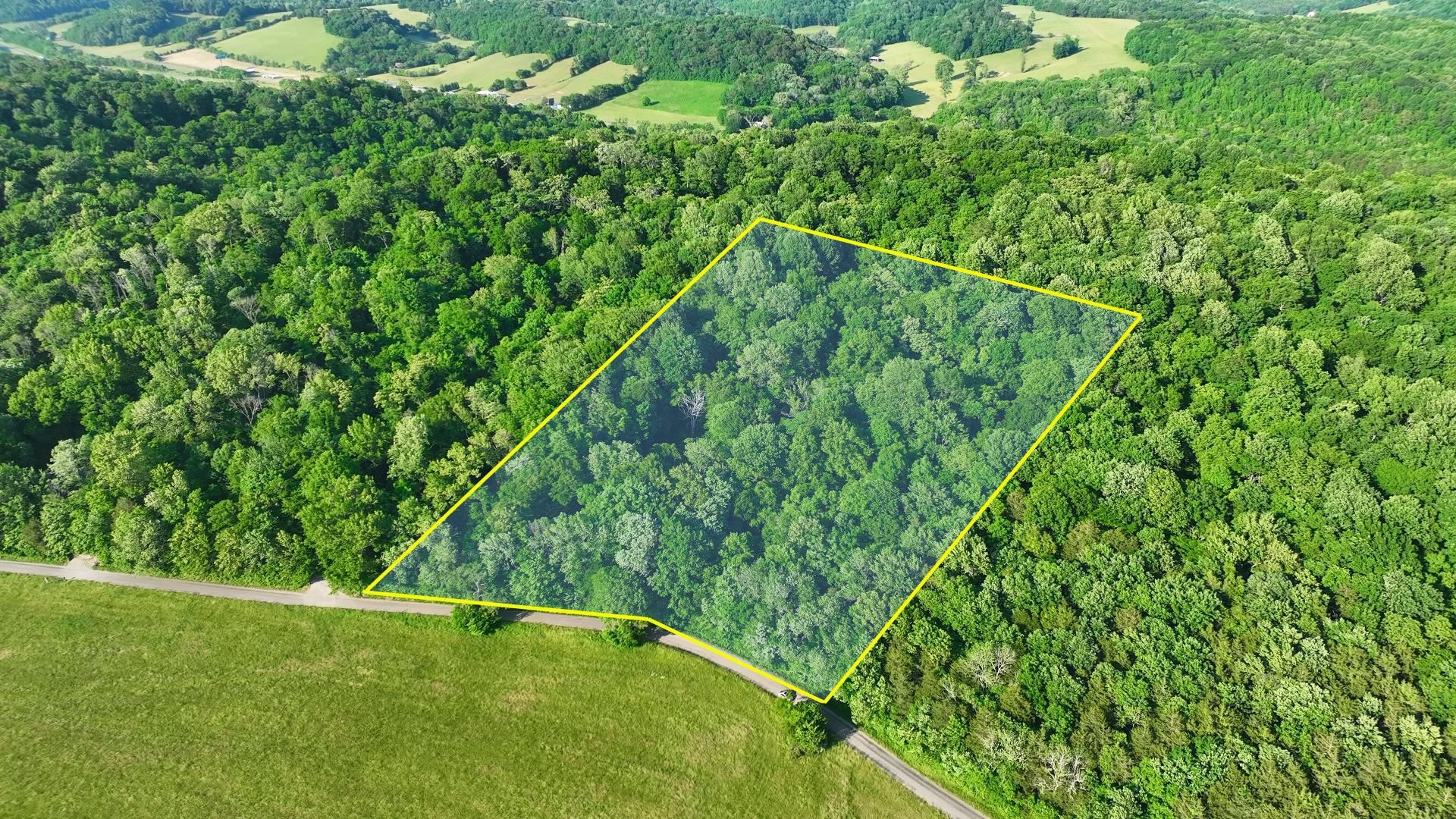 15 acres in Giles County, Tennessee