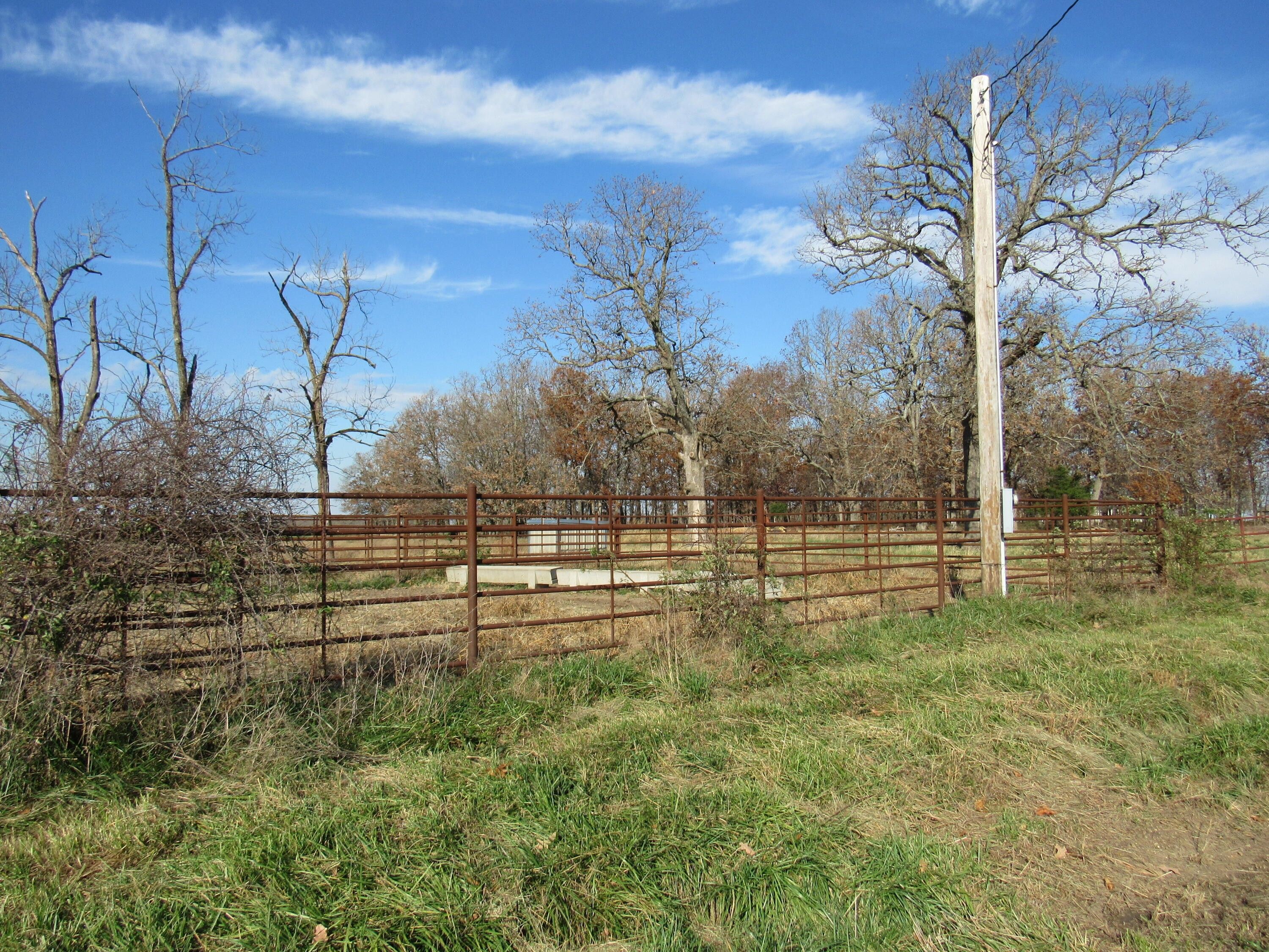 40 acres in ster County, Missouri