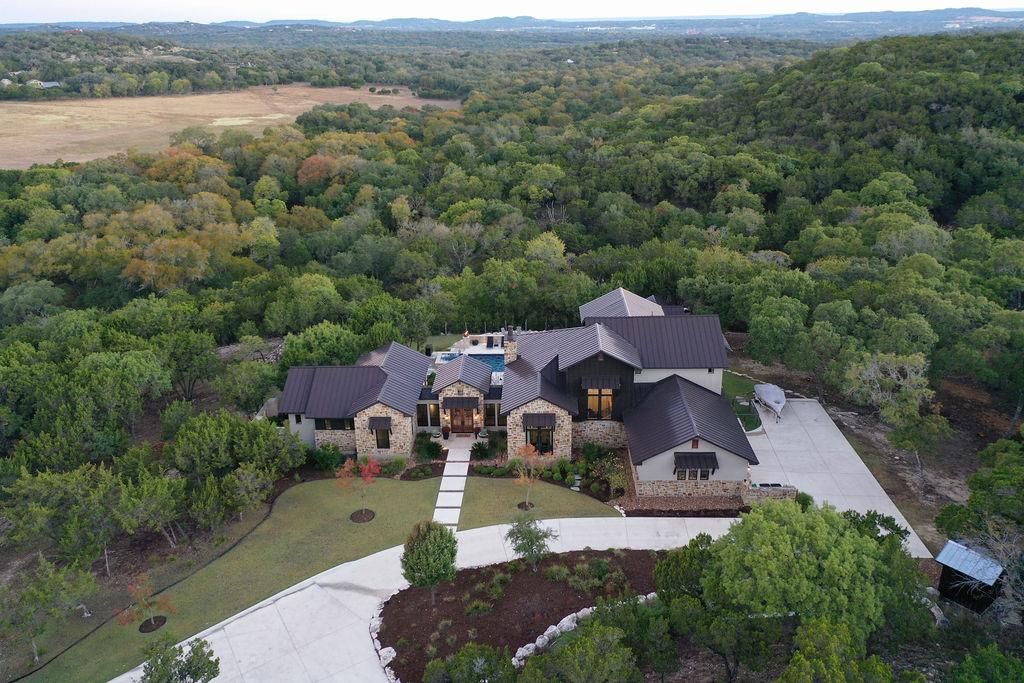 3.03 acres in Kendall County, Texas