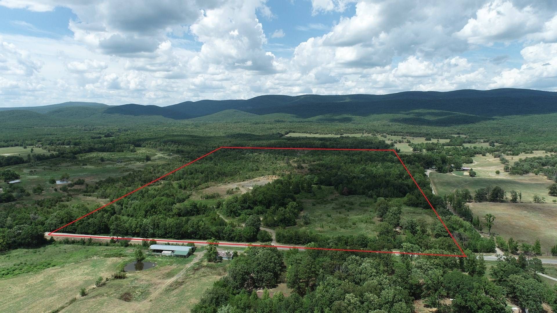 80 acres in Le Flore County, Oklahoma