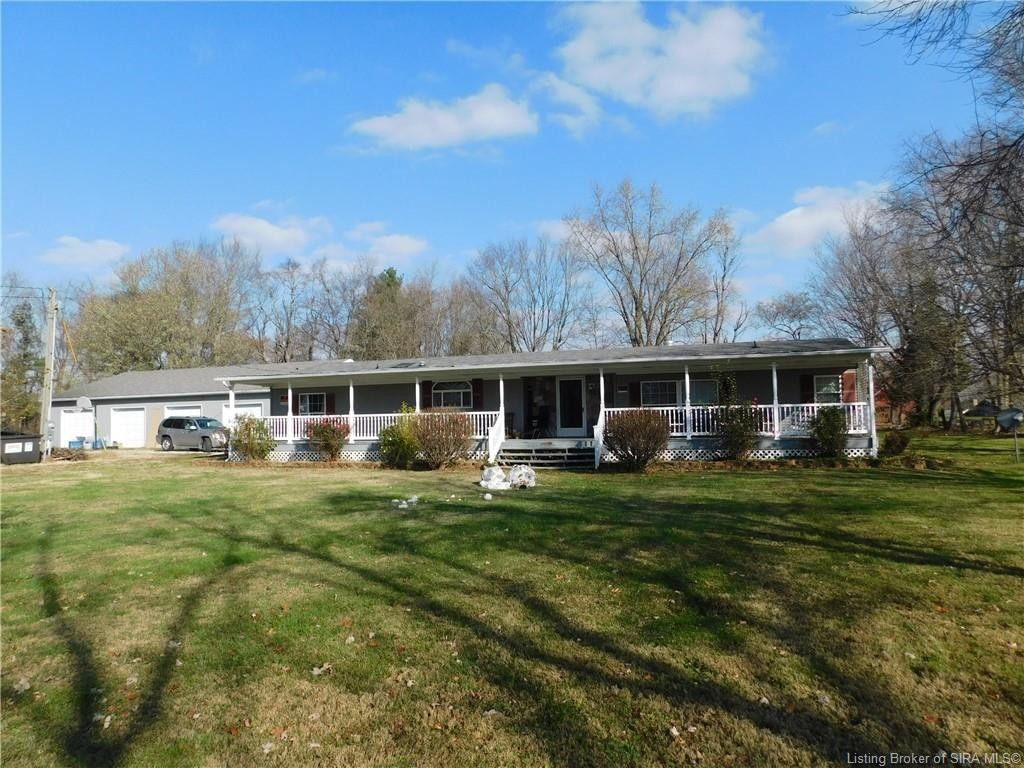 1.36 acres in Washington County, Indiana