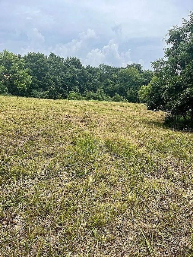 2 acres in Warren County, Kentucky