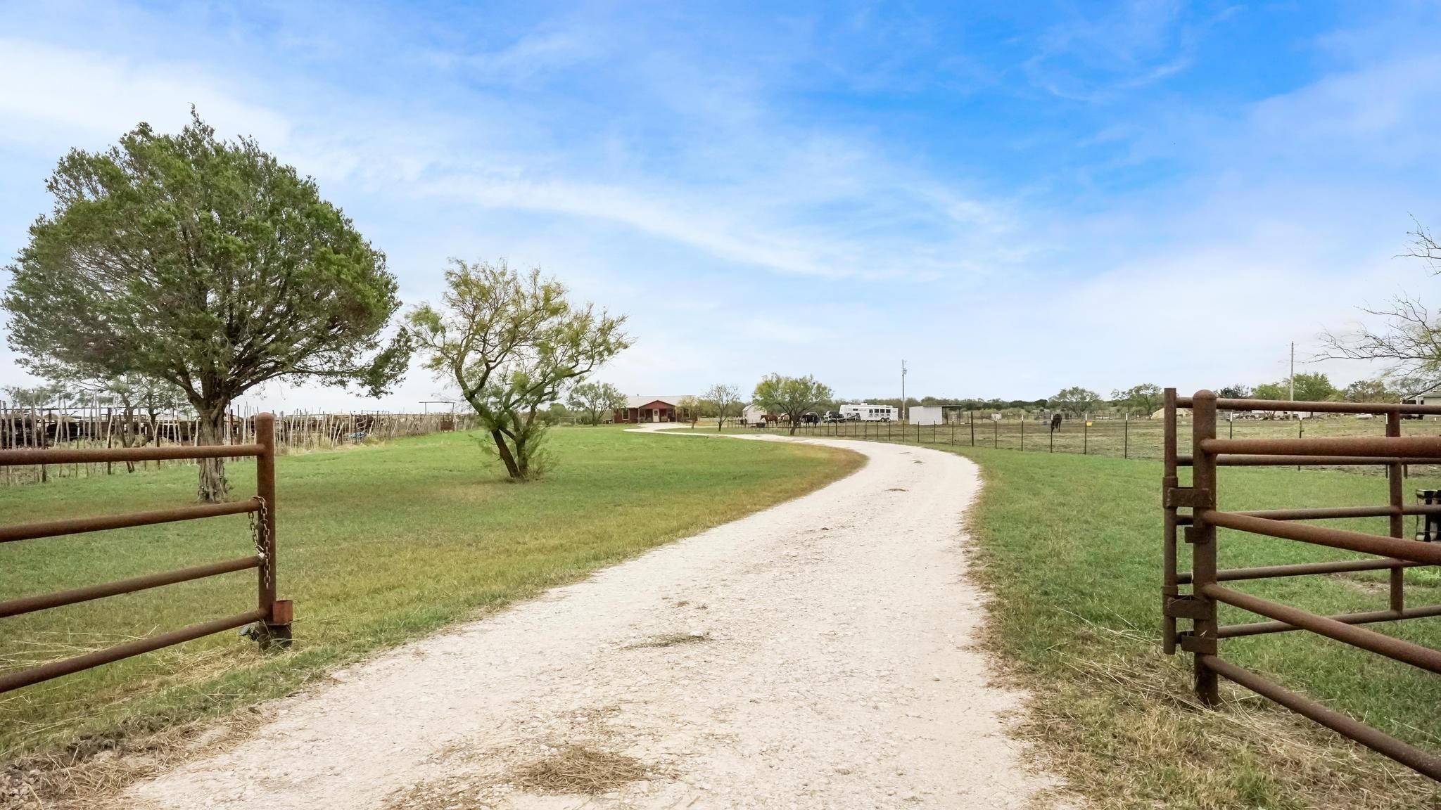15 acres in Hamilton County, Texas