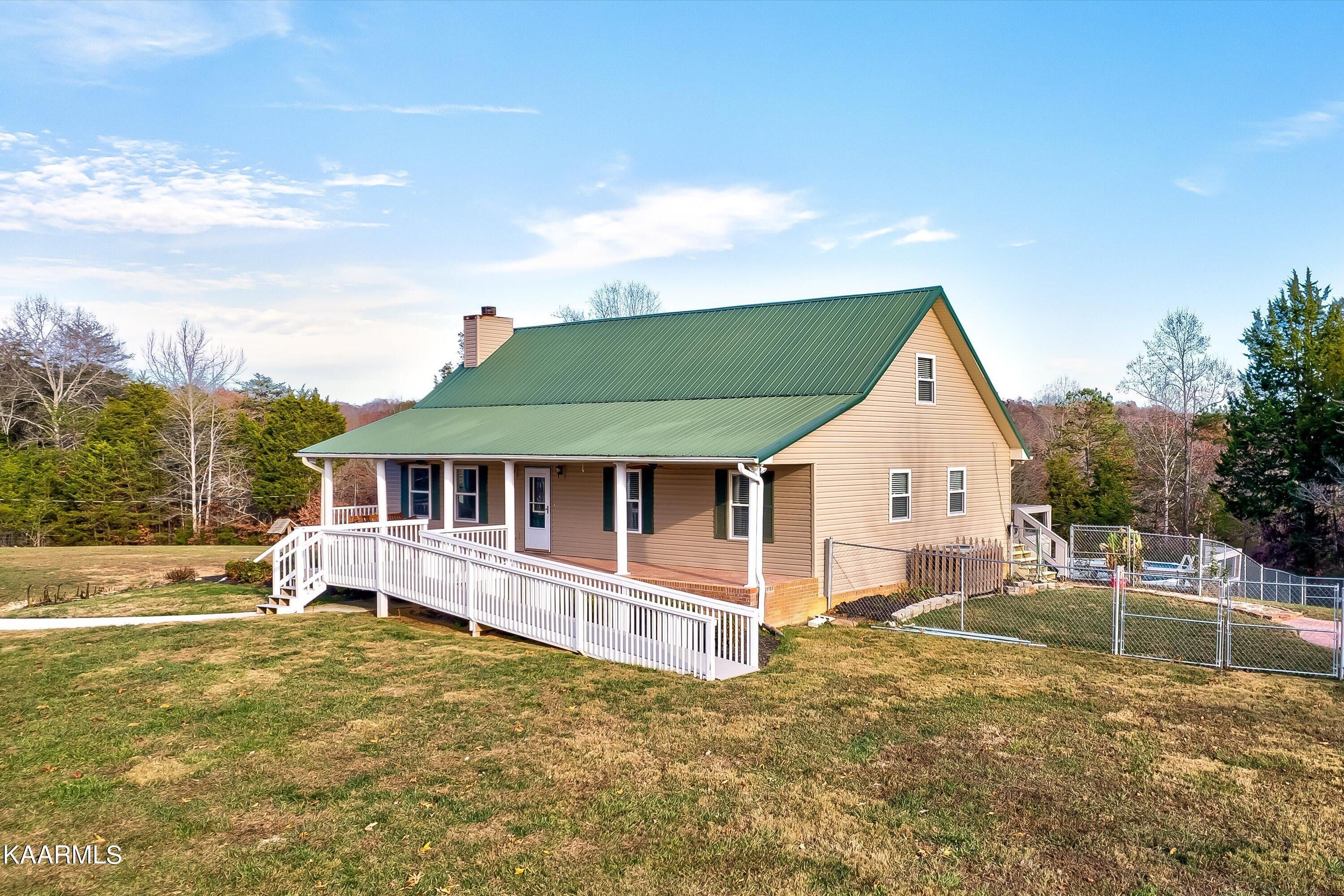 8.23 acres in Roane County, Tennessee