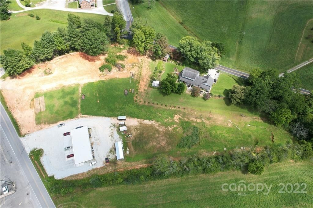 3 acres in Transylvania County, North Carolina