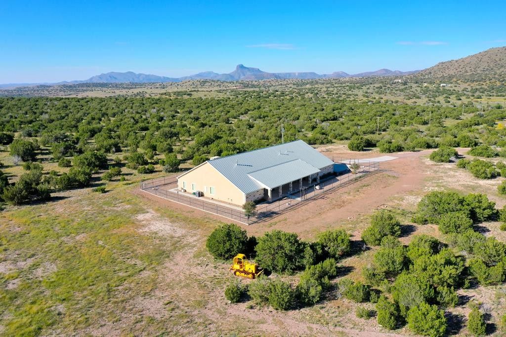 105.62 acres in Brewster County, Texas