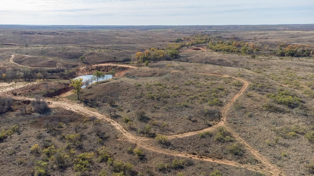 402 acres in Collingsworth County, Texas