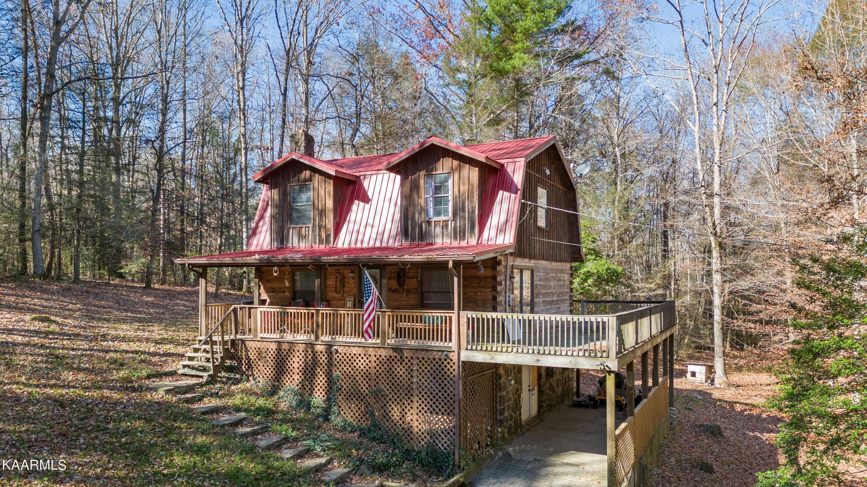 5.5 acres in Scott County, Tennessee