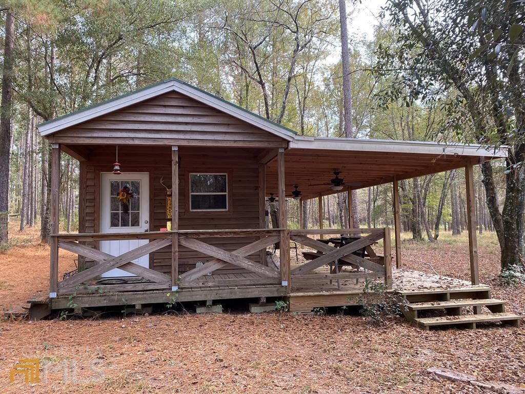 17 acres in Montgomery County,