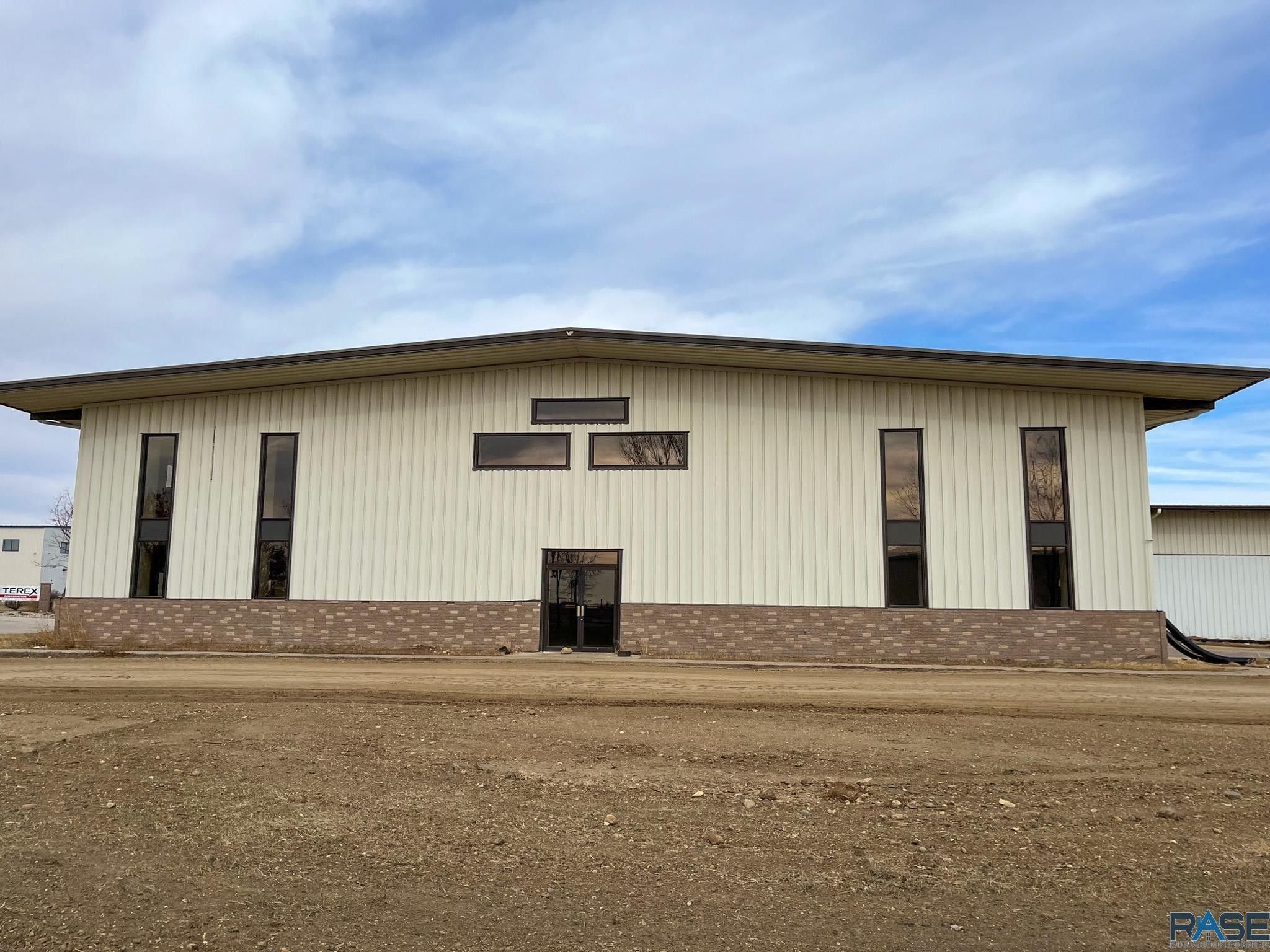 9.25 acres in Lincoln County, South Dakota