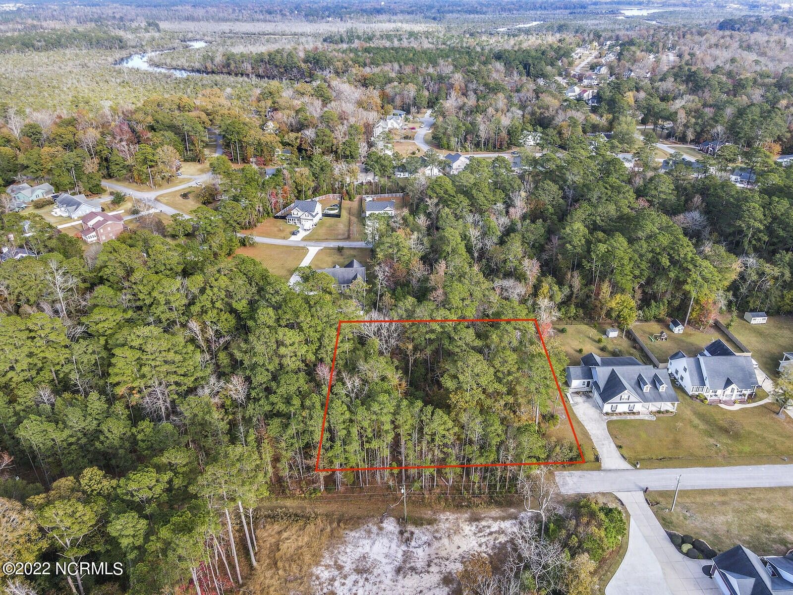 0.92 acres in Onslow County, North Carolina