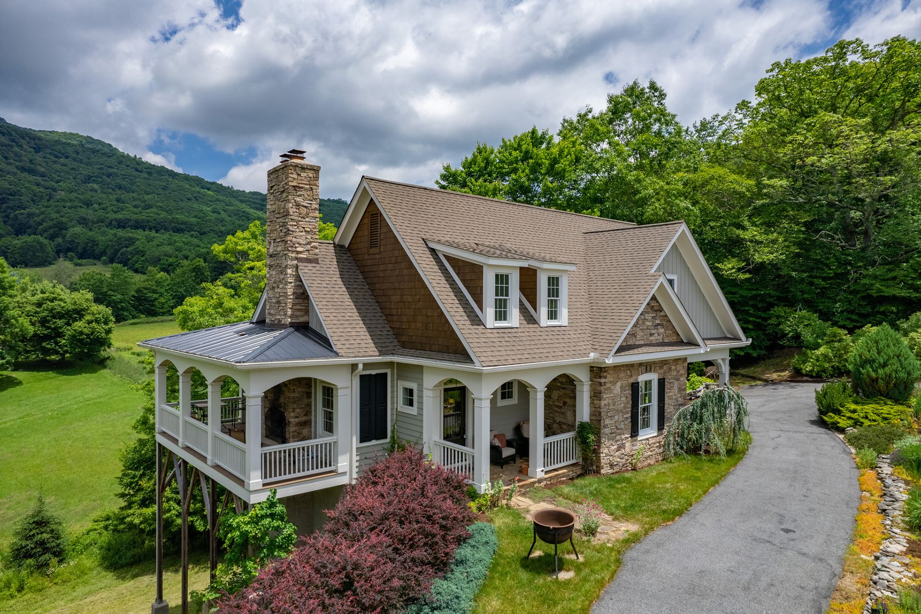 0.76 acres in Avery County, North Carolina