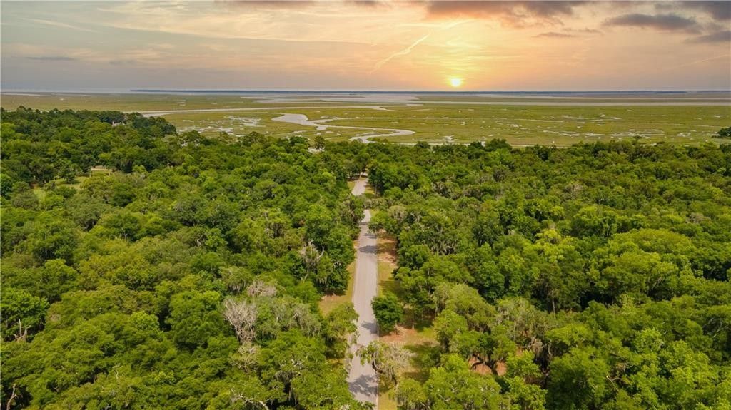 2.09 acres in Liberty County,