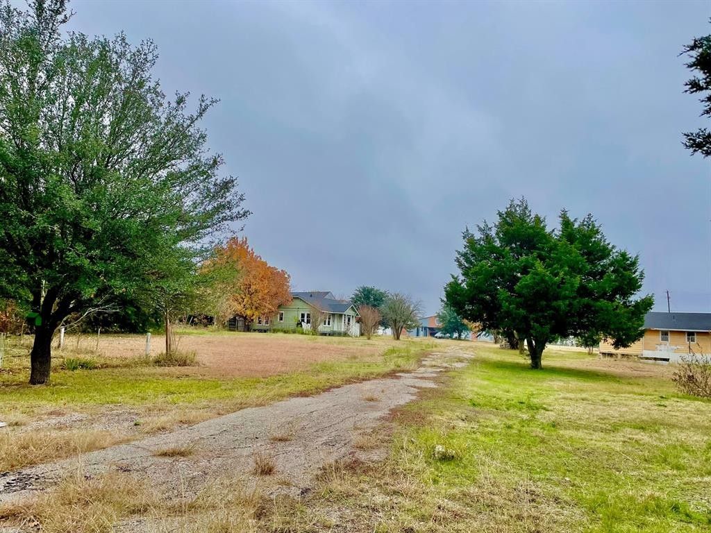 17.76 acres in Ellis County, Texas