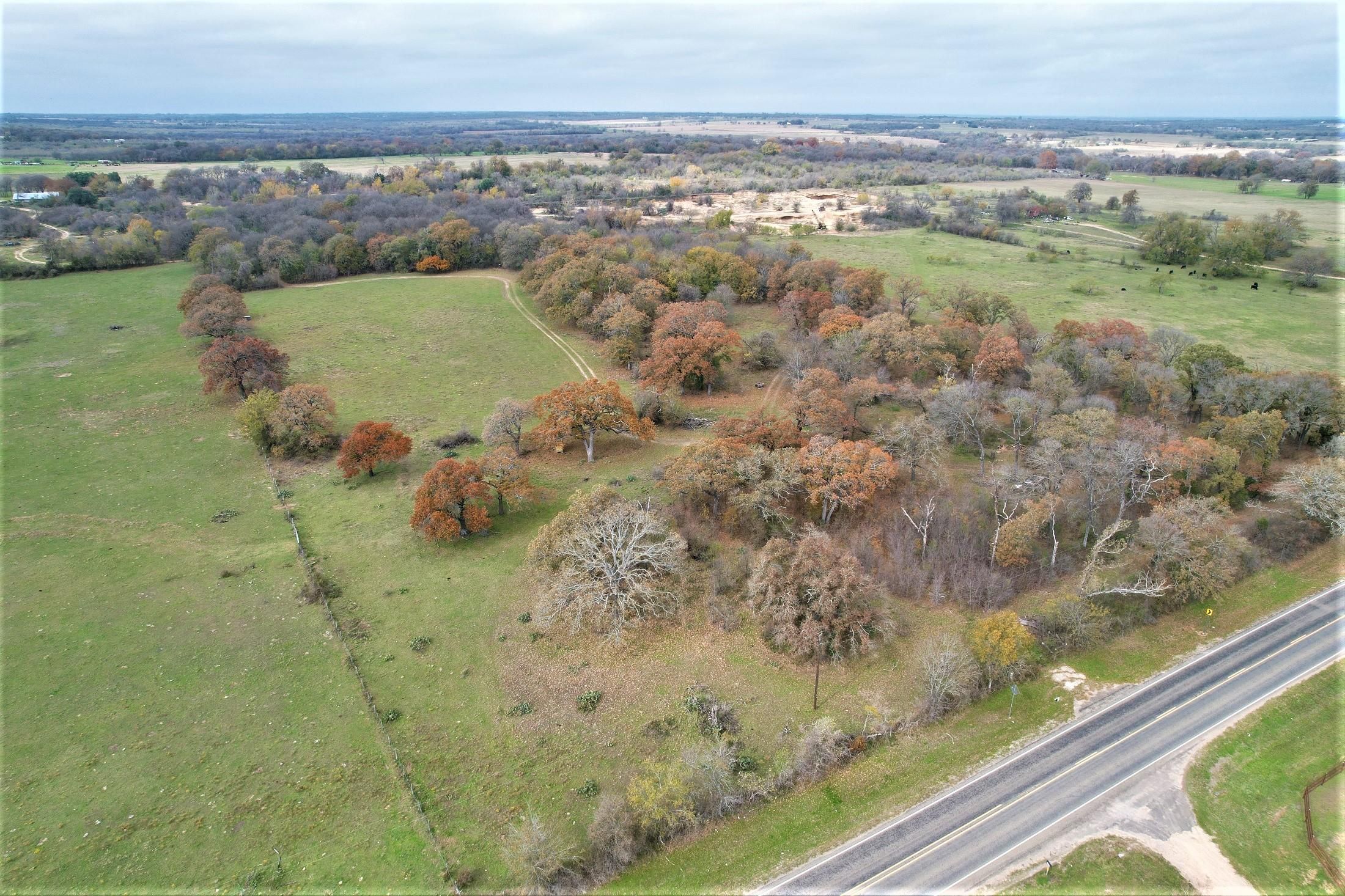 10 acres in Milam County, Texas