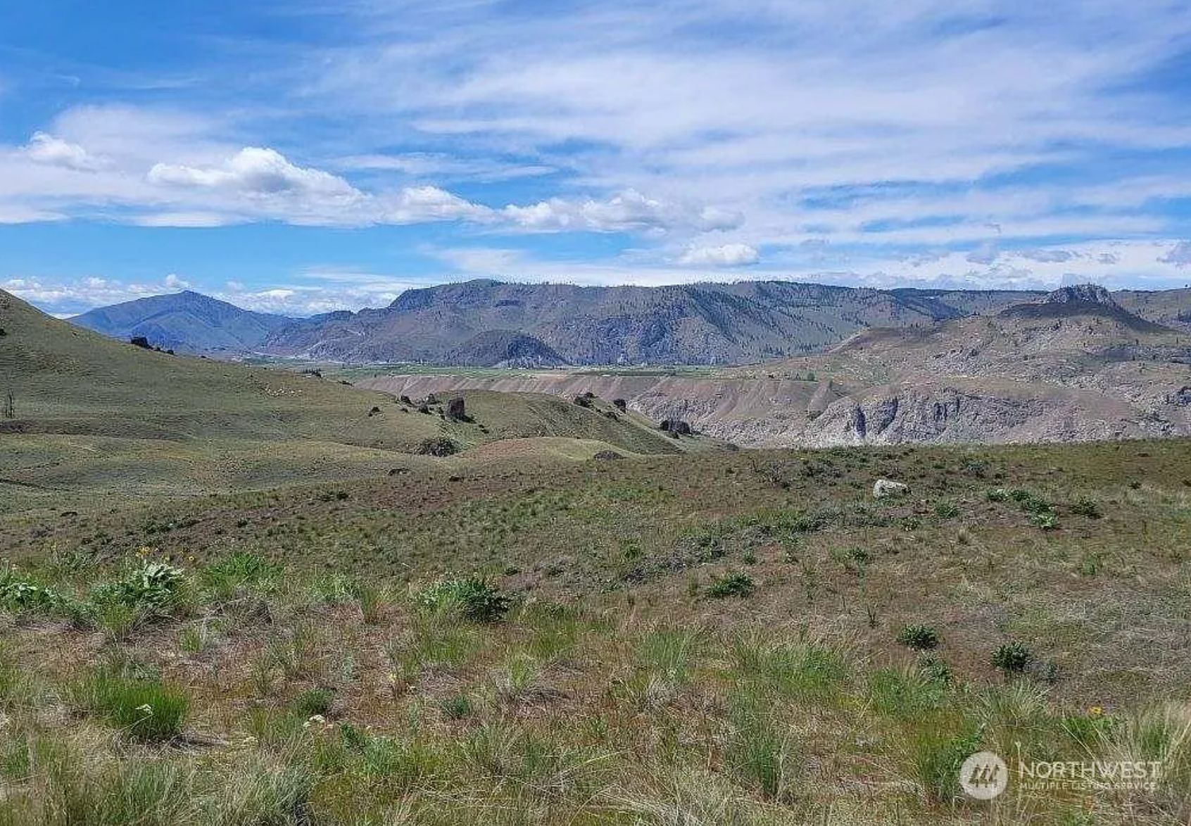 140 acres in Douglas County, Washington