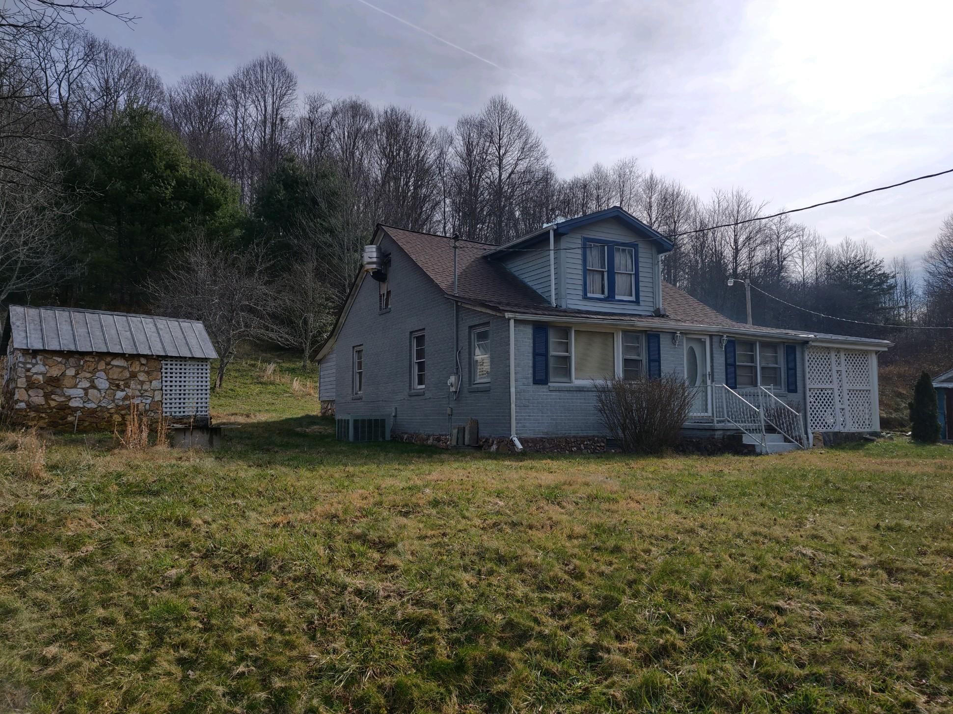 6.75 acres in Floyd County, Virginia