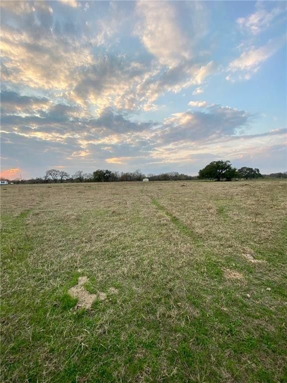 5.5 acres in Robertson County, Texas