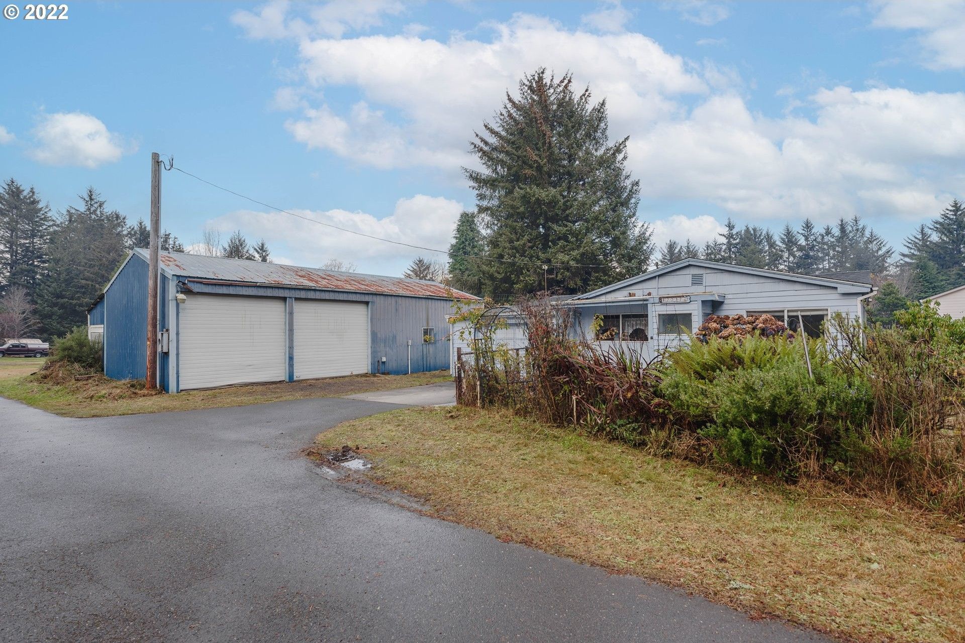 2.05 acres in Coos County, Oregon