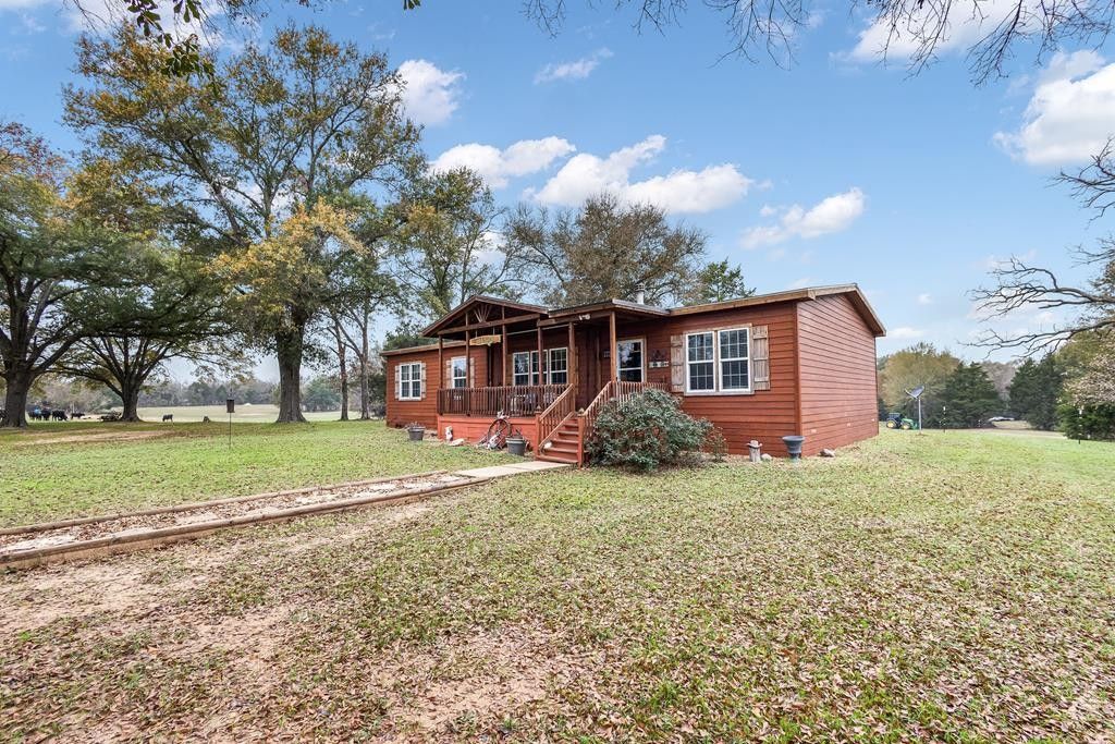 11 acres in Henderson County, Texas