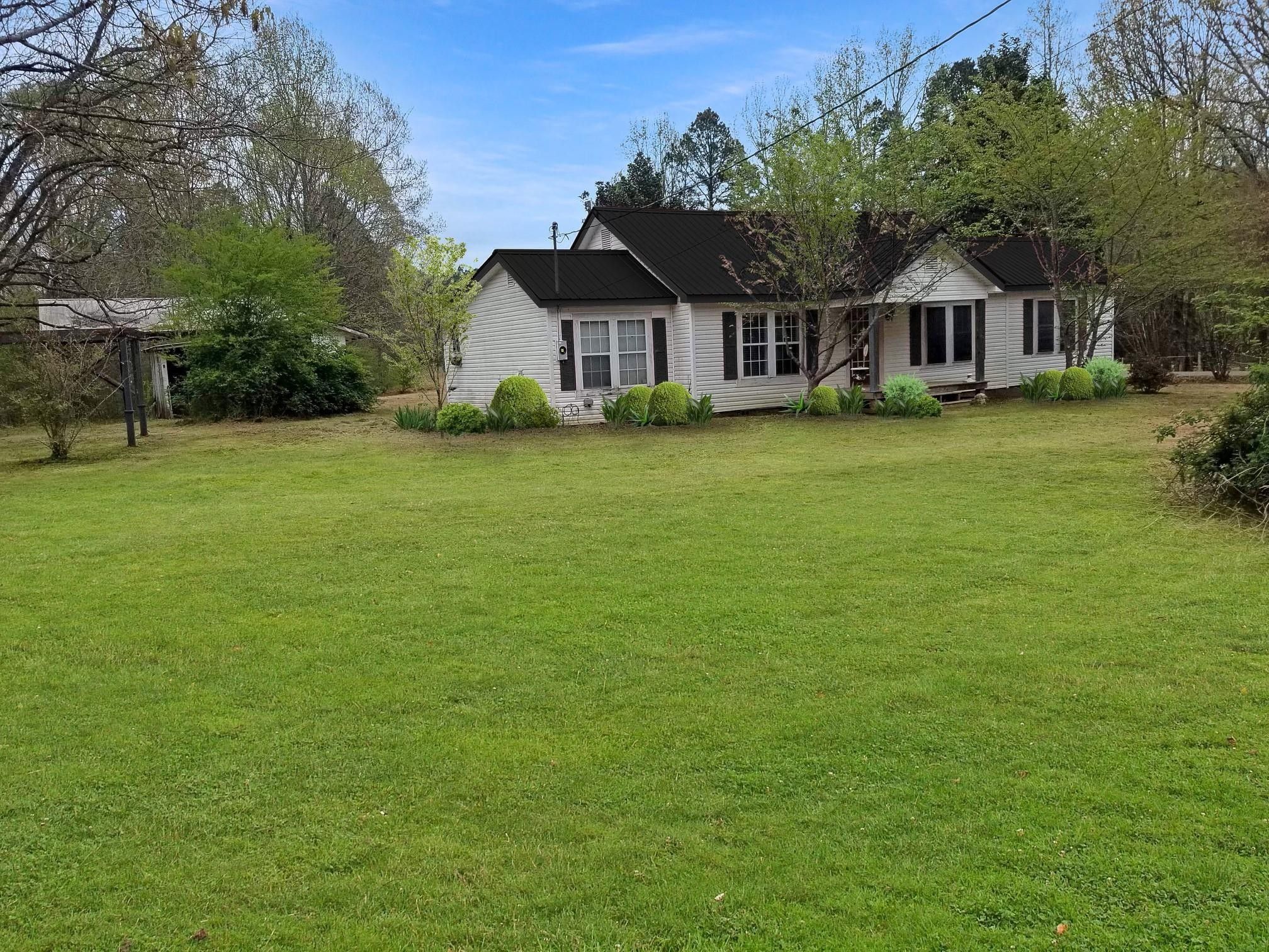 1.28 acres in McNairy County, Tennessee