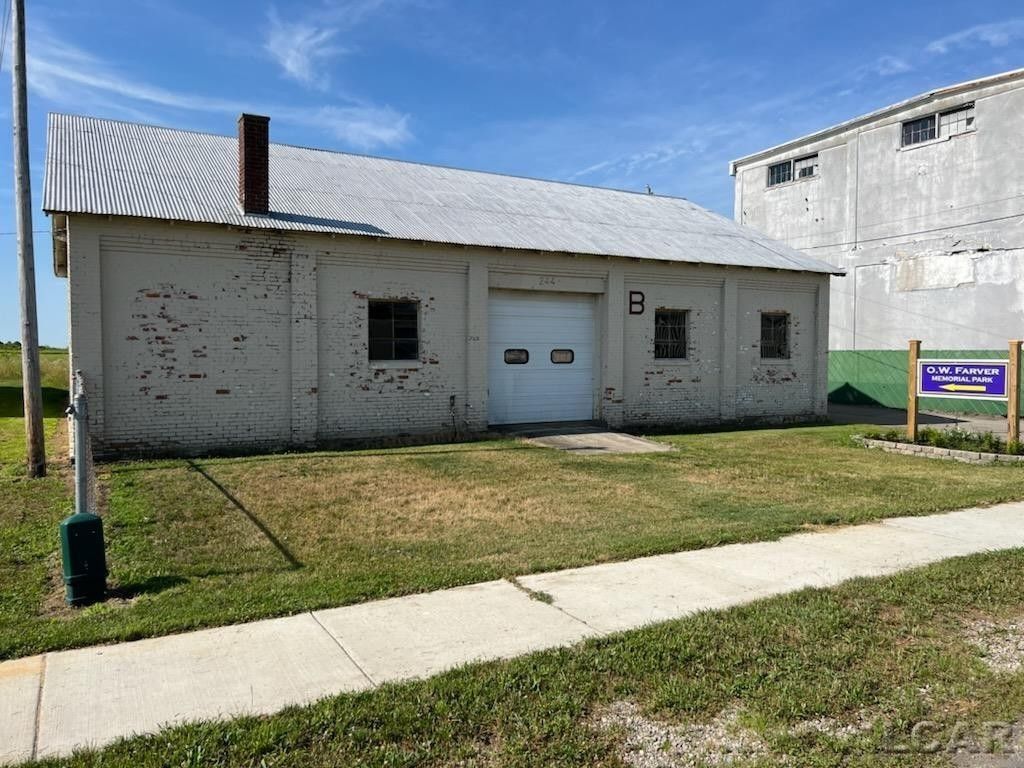 0.4 acres in Lenawee County, Michigan