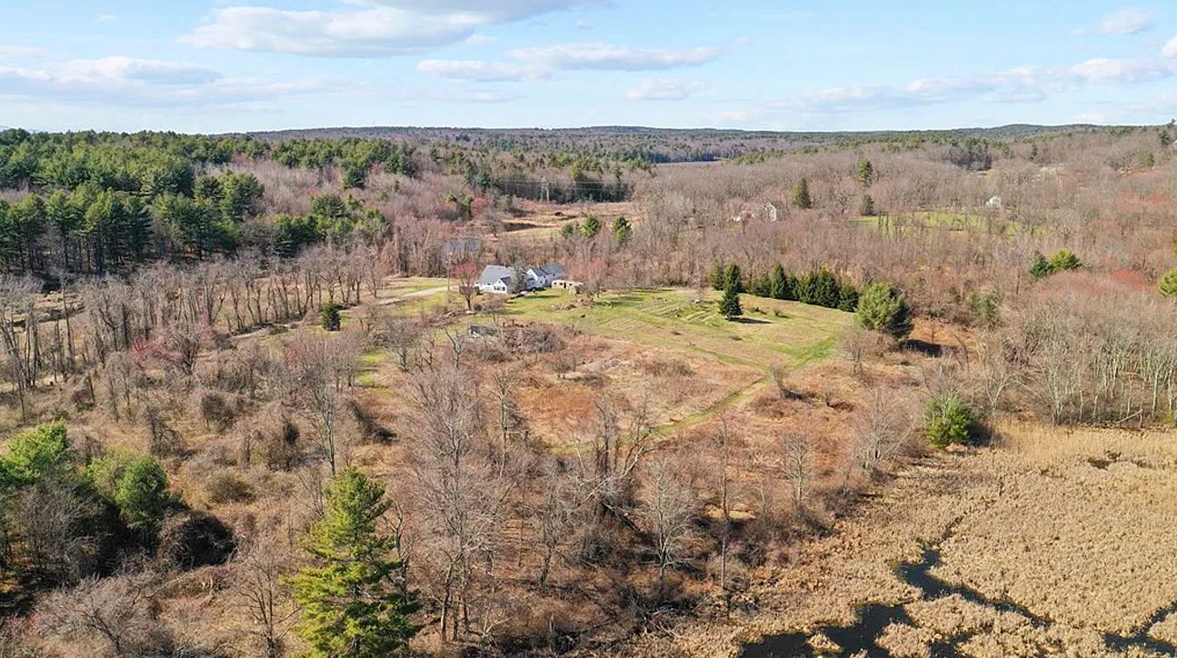22 acres in Worcester County, Massachusetts