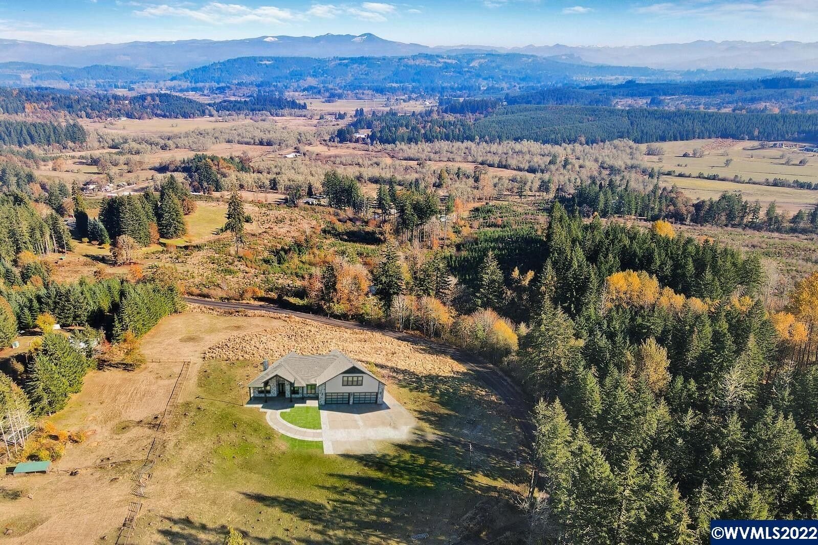 5.44 acres in Linn County, Oregon
