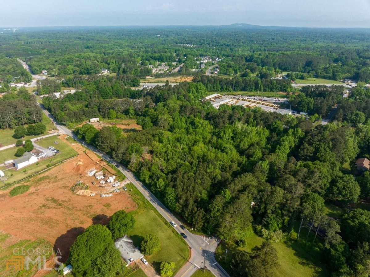 9.33 acres in Cobb County,
