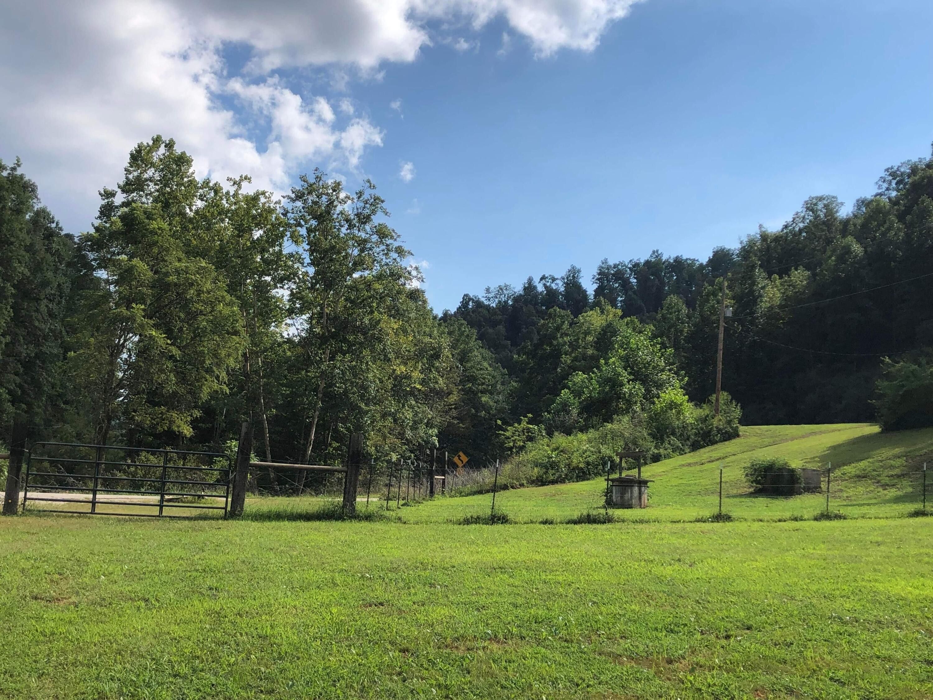 110 acres in Breathitt County, Kentucky