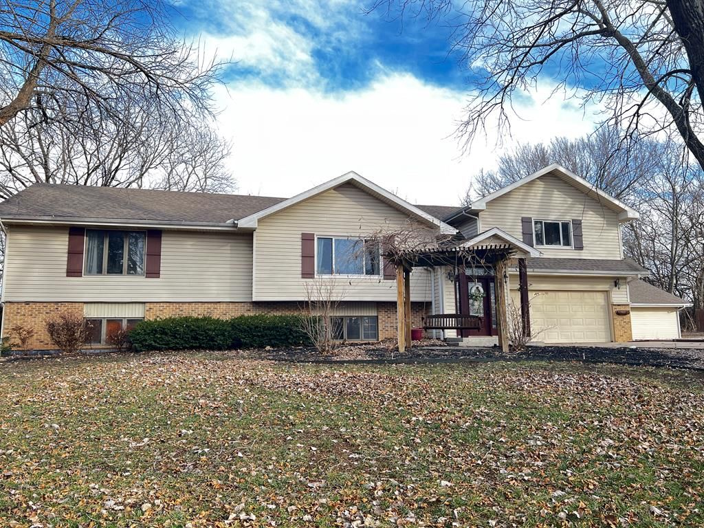 2.3 acres in Montgomery County, Kansas