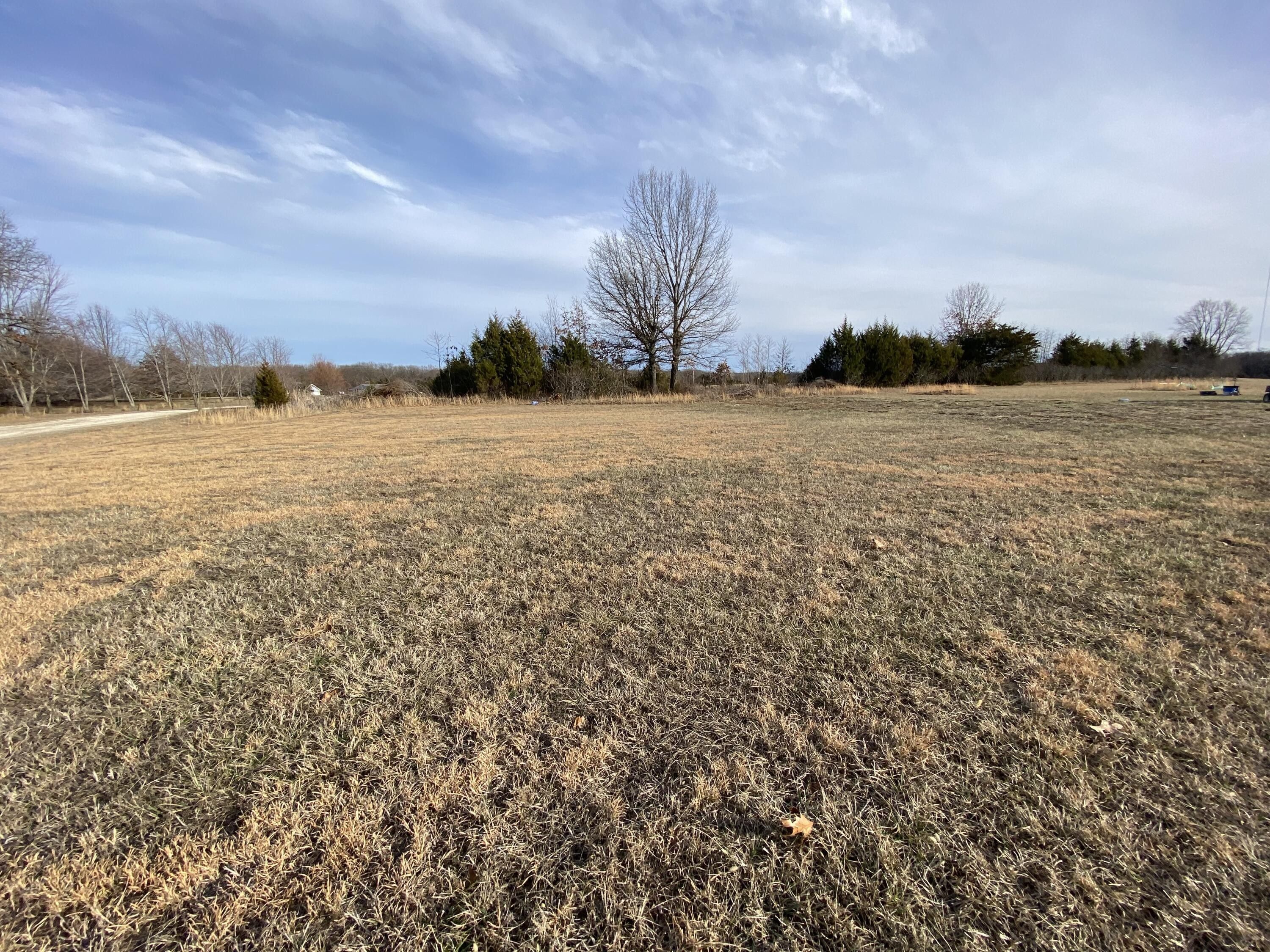3 acres in ster County, Missouri