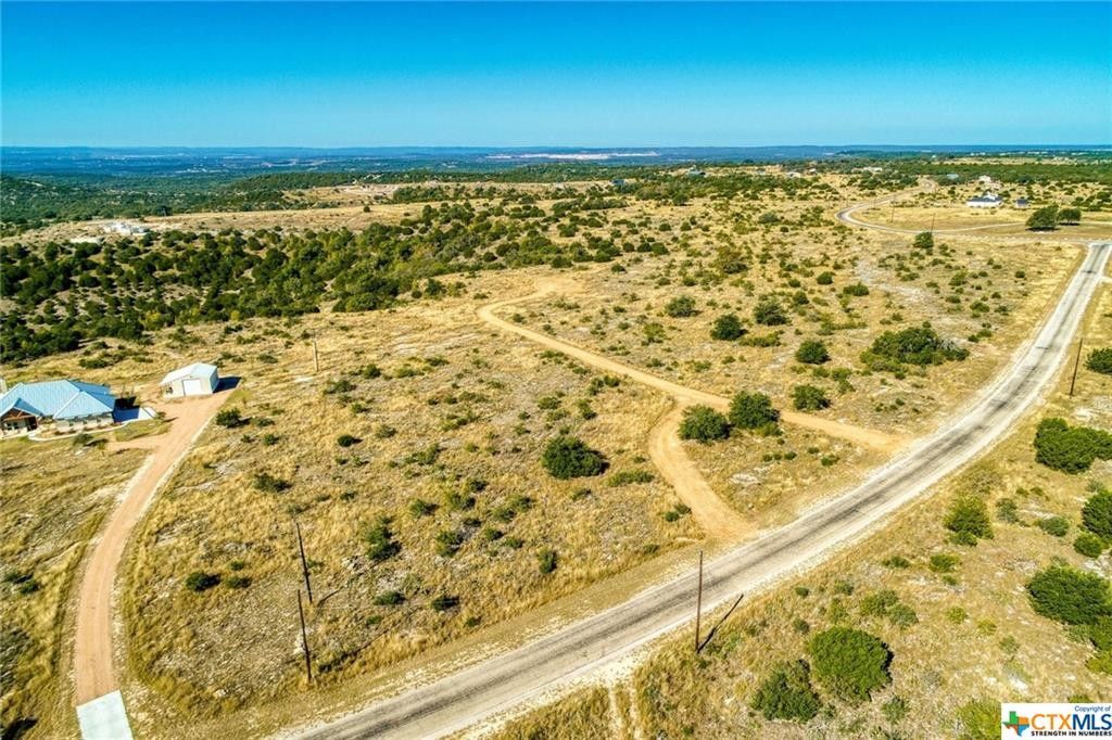 10 acres in County, Texas