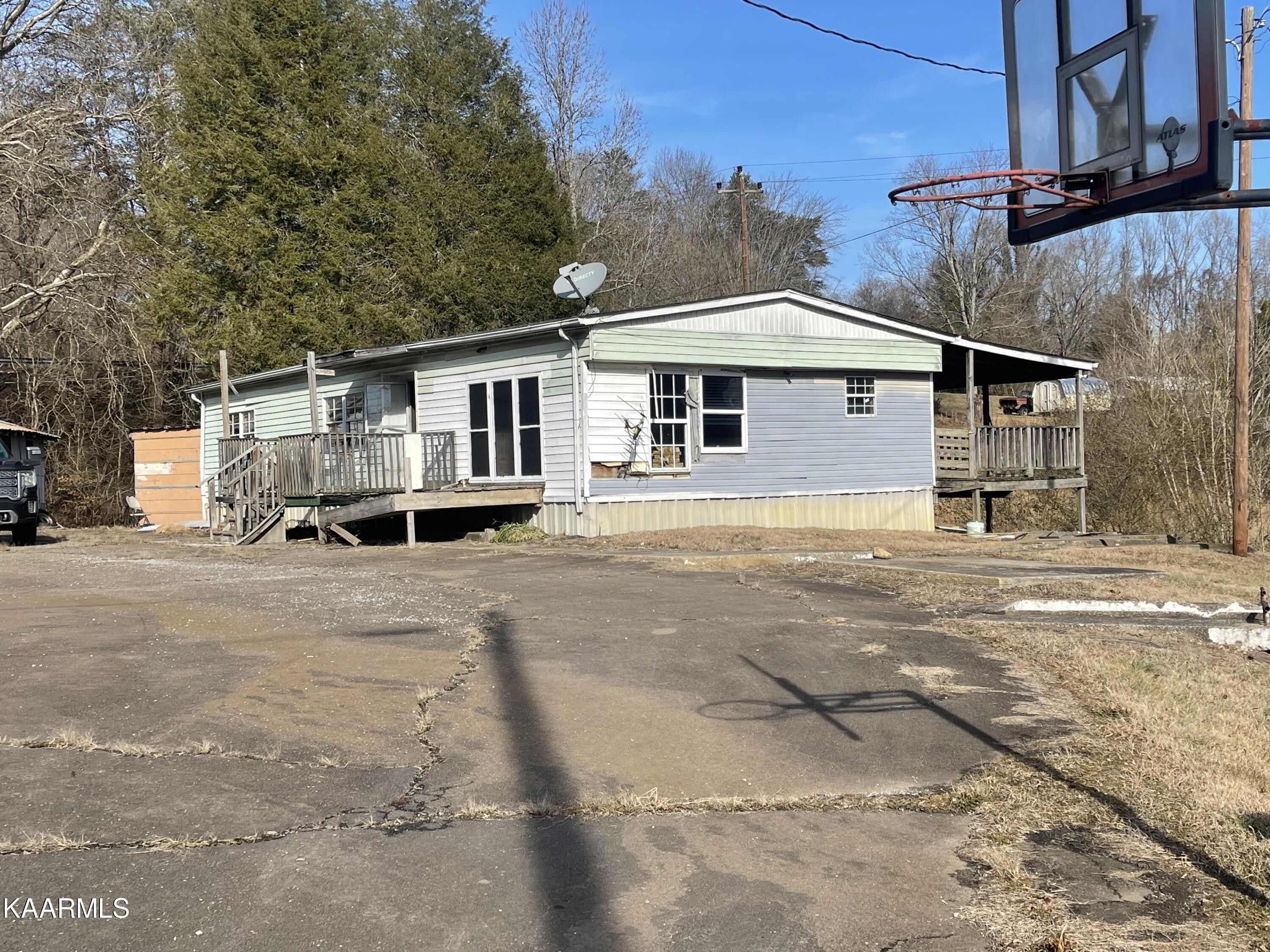 6.87 acres in Campbell County, Tennessee