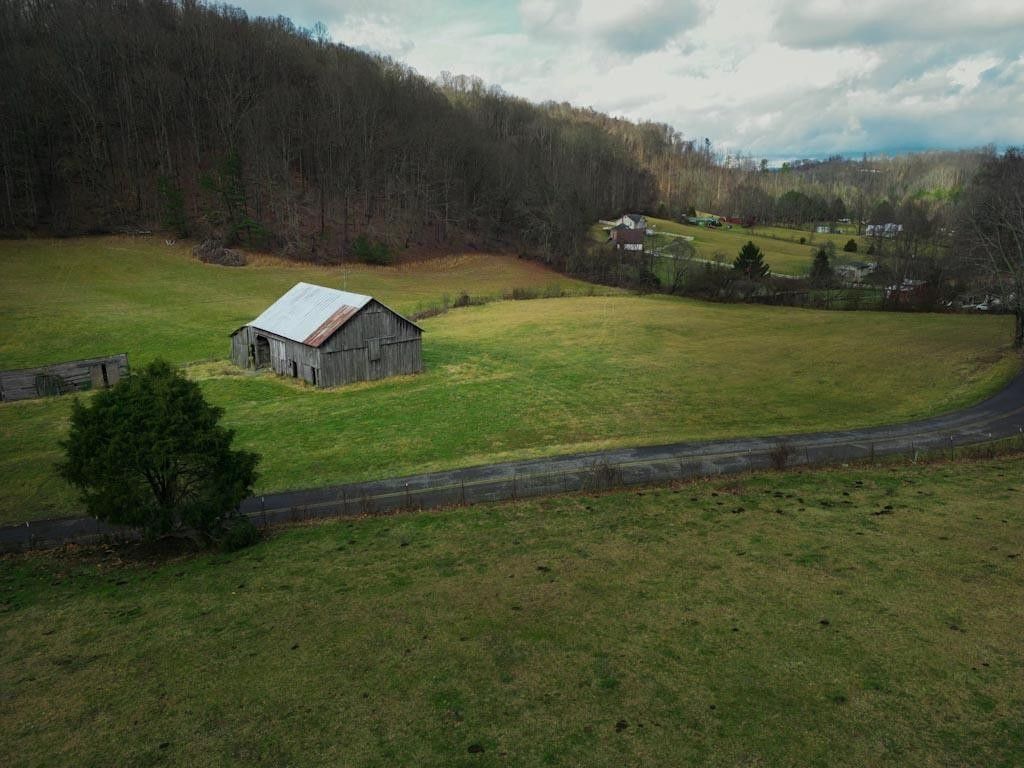 5 acres in Carter County, Tennessee