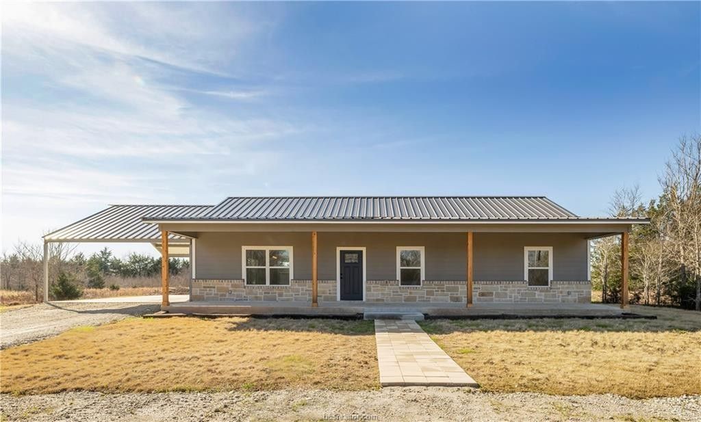 9 acres in Madison County, Texas